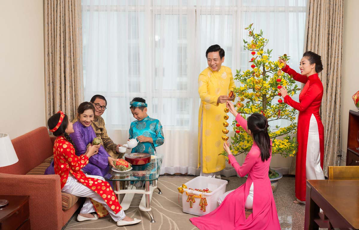 Don dẹp, trang trí nhà cửa đón Tết