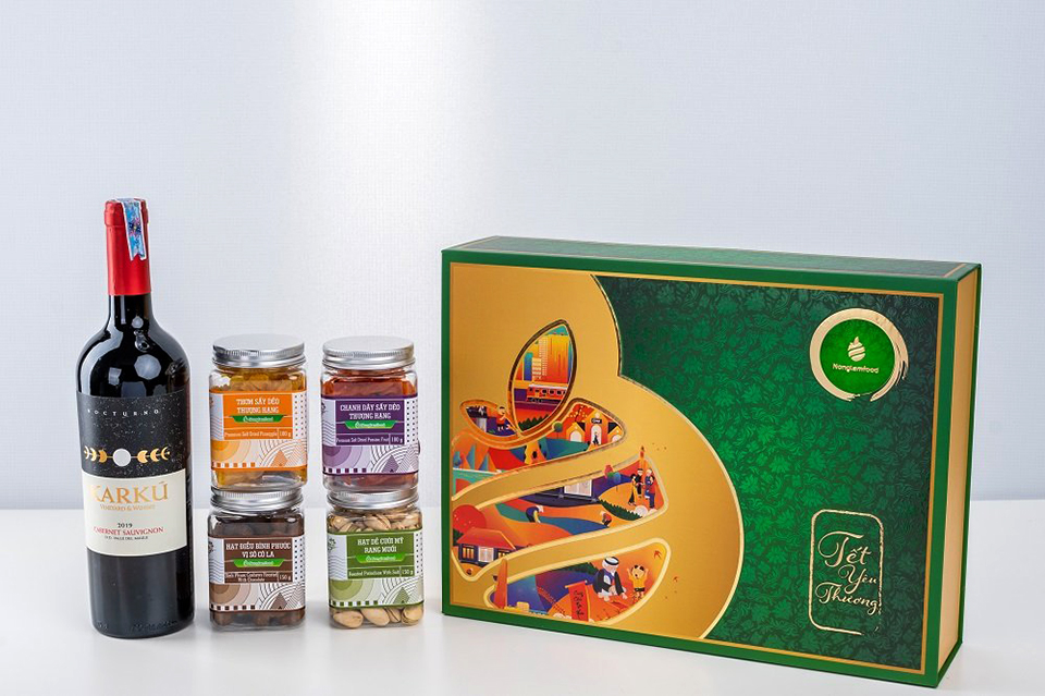 Hộp quà tết tại cửa hàng La La Shop