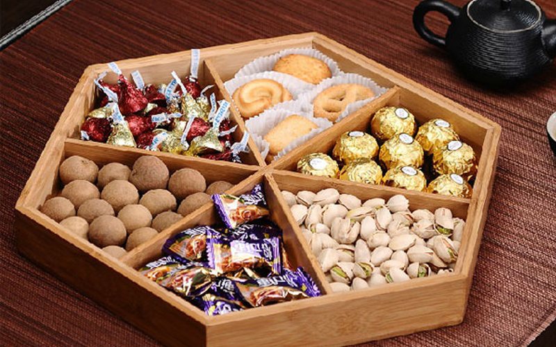 Khay bánh kẹo ngày Tết
