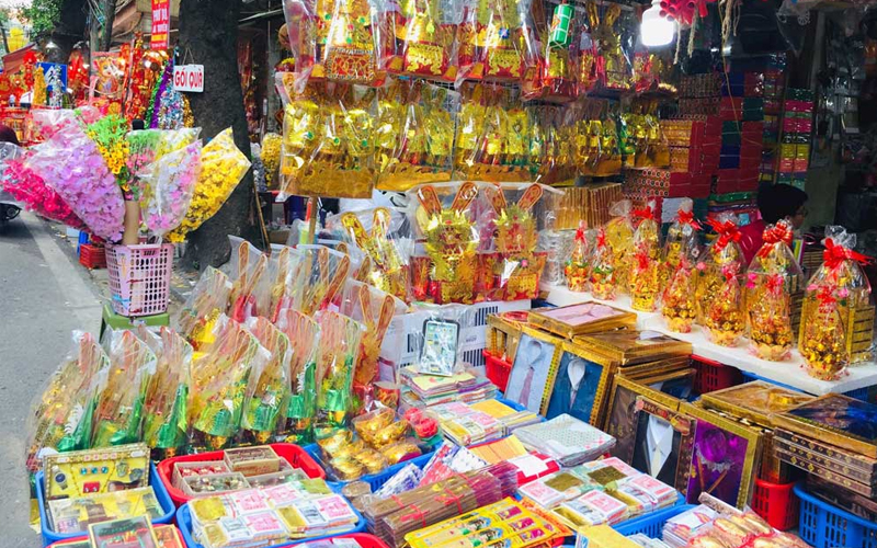 Đồ cúng là món đồ bạn cần sắm vào dịp Tết