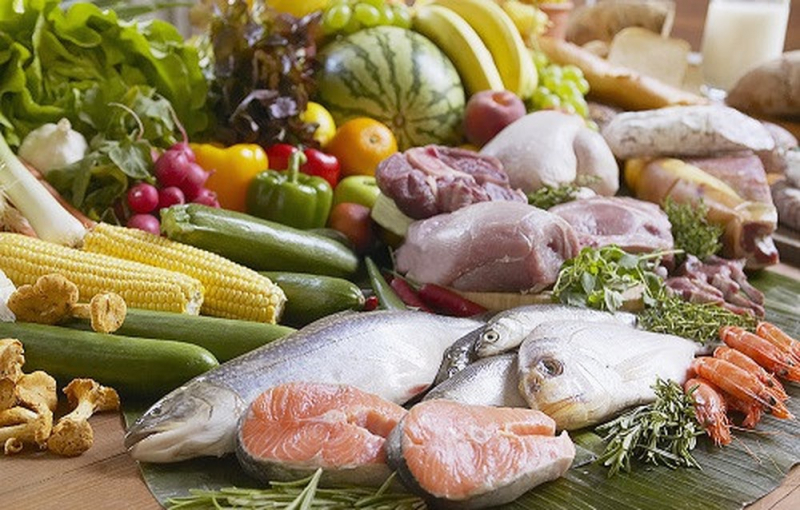 Cần mua thực phẩm đủ cho những ngày Tết
