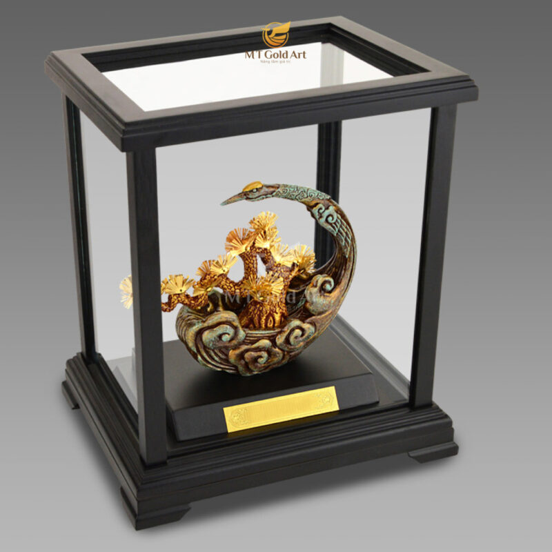 Cây tùng phong thủy mang lại sự bình an cho gia đình