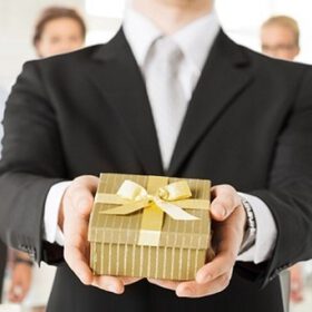 Quà tết doanh nghiệp 2022: Ý tưởng quà tặng và ý nghĩa doanh nghiệp